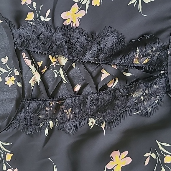 Altar'd State Black Floral Boho Tunic Blouse - Size Sm - Picture 3 of 8